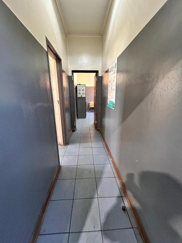 To Let commercial Property for Rent in Korsten Eastern Cape